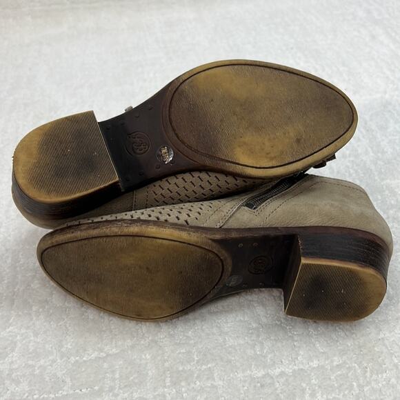 Lucky Brand Brielley taupe textured suede and leather ankle boots zipper 7 M - Picture 9 of 10